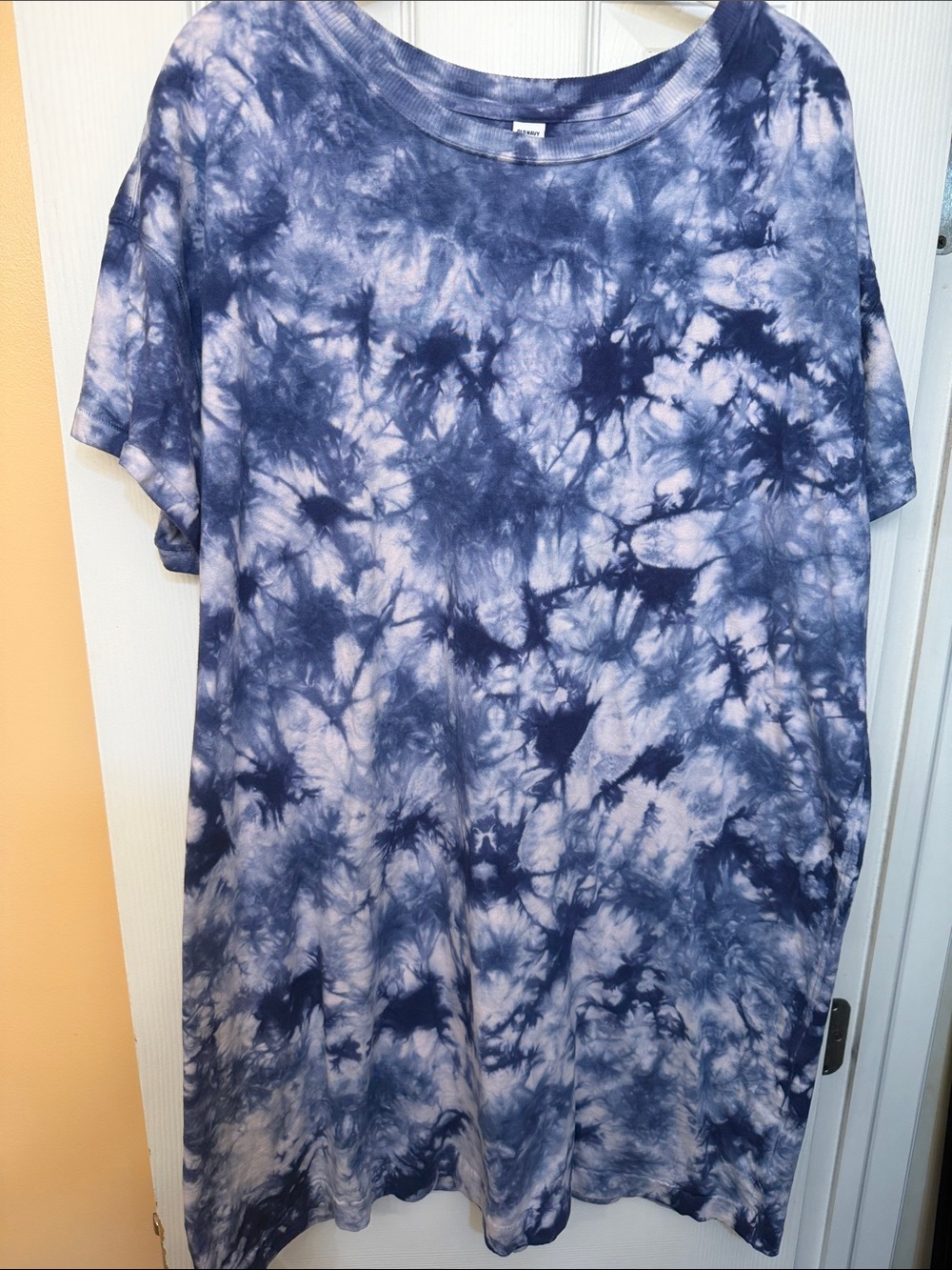 Old Navy Navy and White Tie-Dye Short Sleeve Tee